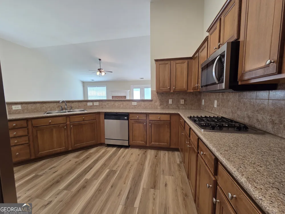 4213 Brentwood DR Buford, GA 30518