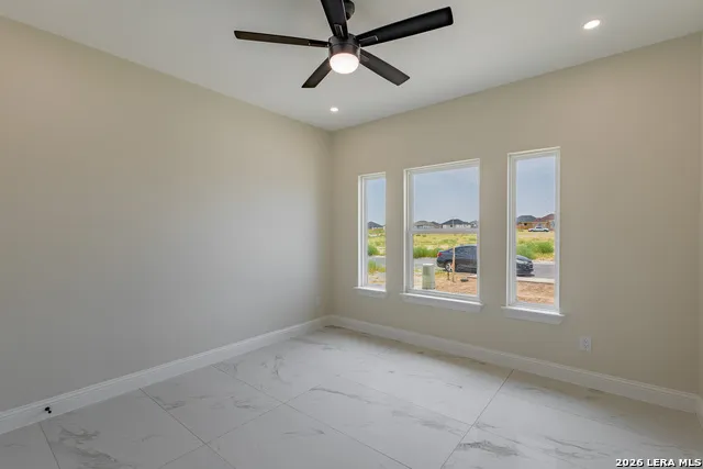 3129 Regina Dr Eagle Pass, TX 78852