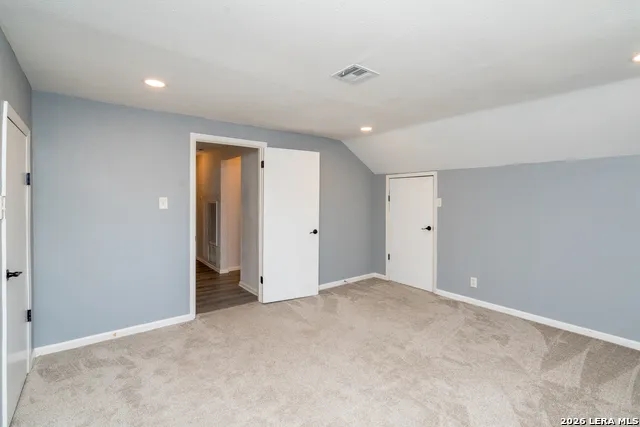 709 BALFOUR DR Windcrest, TX 78239