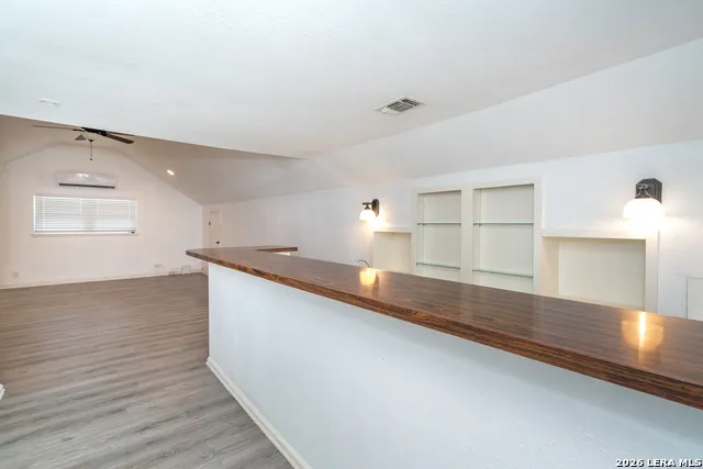709 BALFOUR DR Windcrest, TX 78239
