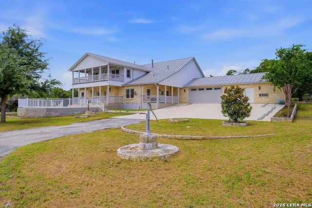 5621 Ranch Road 32 Blanco, TX 78606