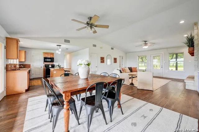 1267 RIVER BEND DR Blanco, TX 78606