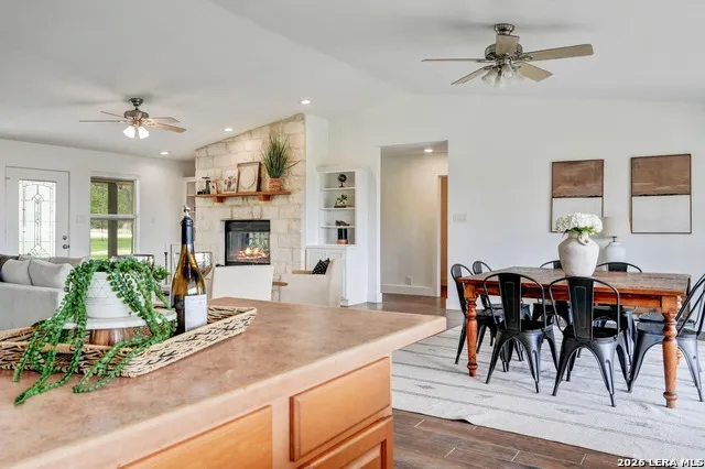 1267 RIVER BEND DR Blanco, TX 78606
