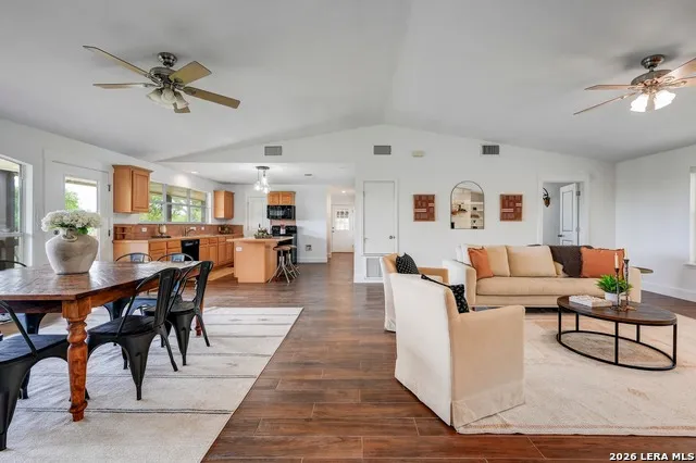 1267 RIVER BEND DR Blanco, TX 78606