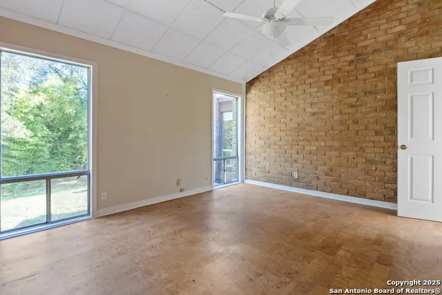 12031 Arms Way Live Oak, TX 78233
