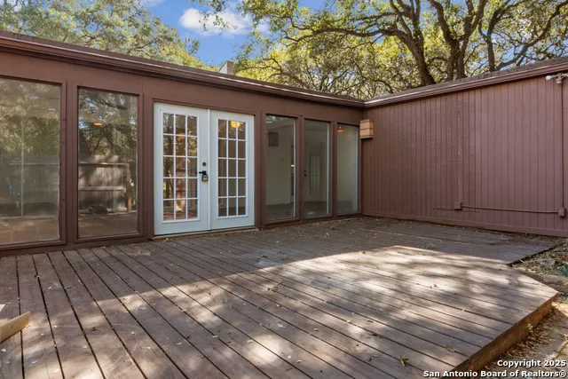 12031 Arms Way Live Oak, TX 78233