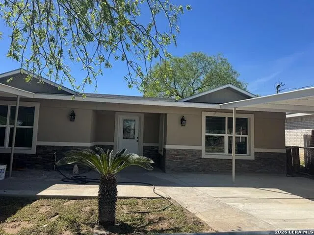919 Ave C #N/A Unit N/A Eagle Pass, TX 78852