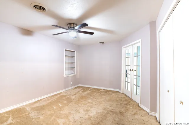 1107 Donna Kay Dr. Kerrville, TX 78028