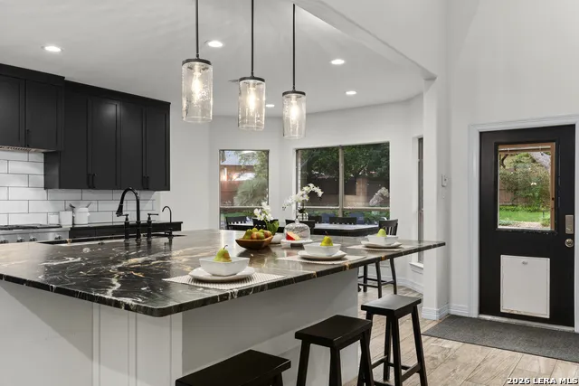 3123 SABLE CRK San Antonio, TX 78259