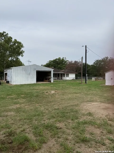 1939 County Road 134 Runge, TX 78151