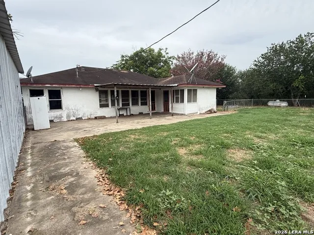 1939 County Road 134 Runge, TX 78151