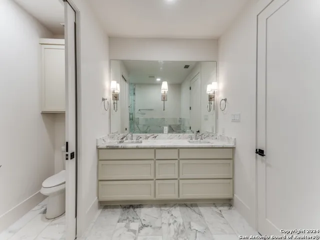 103 E WILDWOOD #B San Antonio, TX 78212
