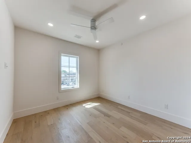 103 E WILDWOOD #B San Antonio, TX 78212