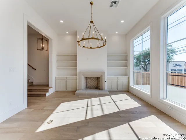 103 E WILDWOOD #B San Antonio, TX 78212