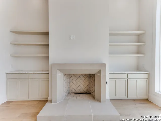 103 E WILDWOOD #B San Antonio, TX 78212