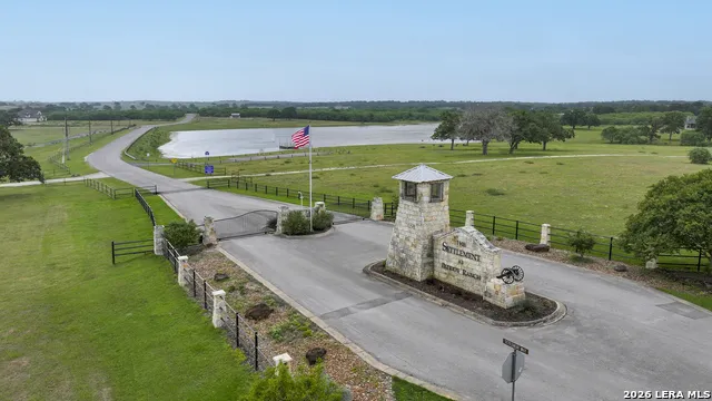 10 Patriot Circle Luling, TX 78648