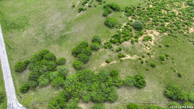 10 Patriot Circle Luling, TX 78648