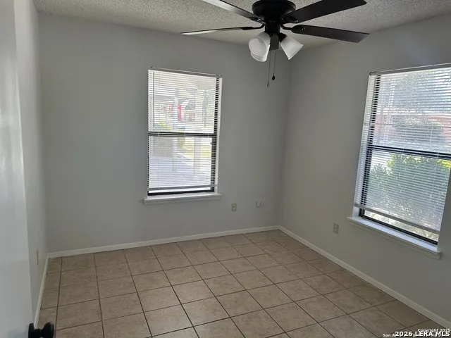 401 W Adams Pleasanton, TX 78064