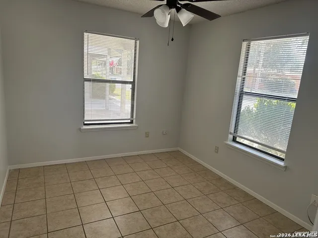 401 W Adams Pleasanton, TX 78064