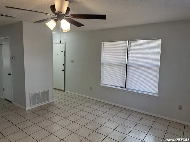 401 W Adams Pleasanton, TX 78064