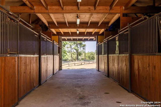 1031 Angel Lake Estates Alleyton, TX 78935