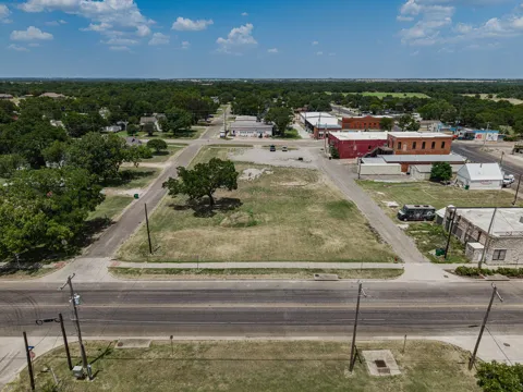 W 04th Street