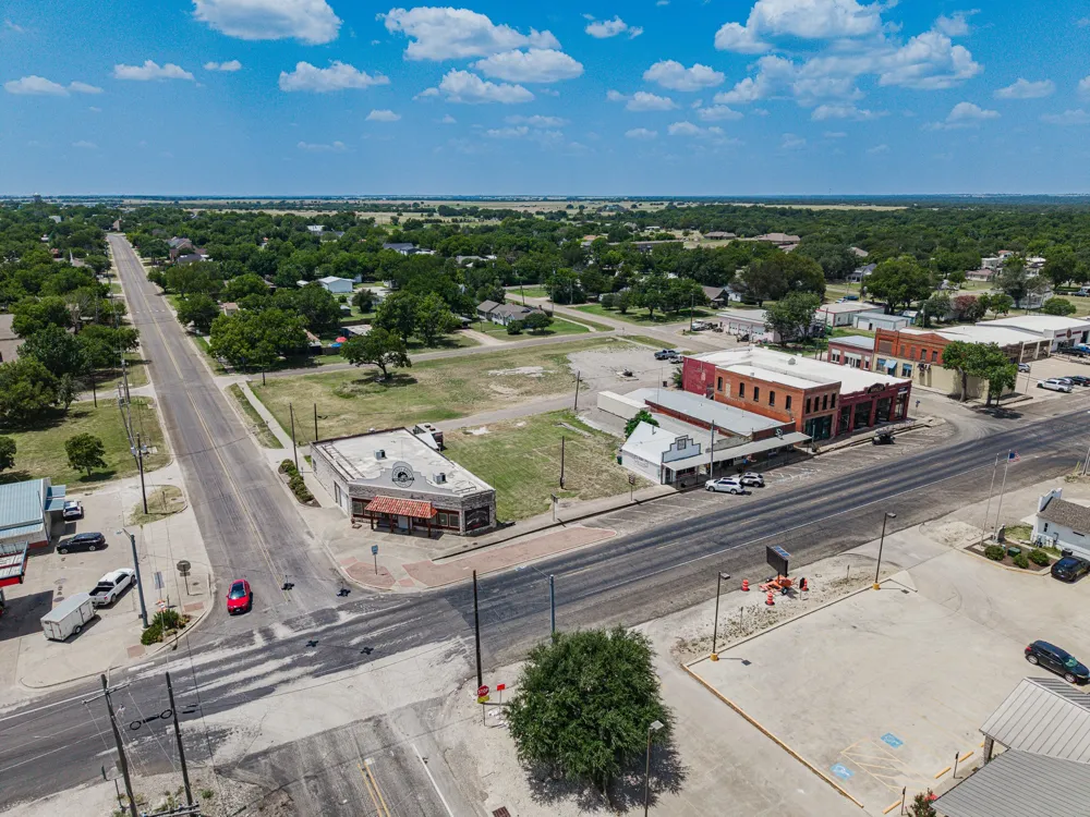 W 04th Street Crawford, TX 76638
