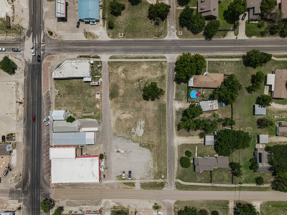 W 04th Street Crawford, TX 76638