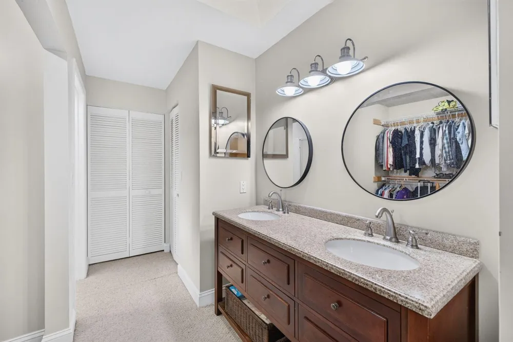 1401 NE 9th Street #20 Fort Lauderdale, FL 33304