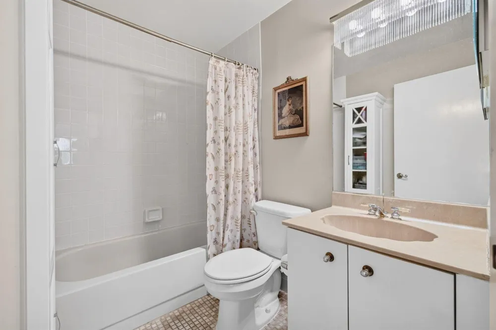 1401 NE 9th Street #20 Fort Lauderdale, FL 33304