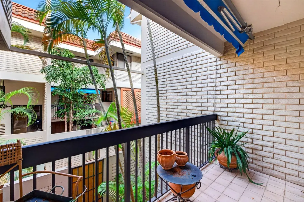 1401 NE 9th Street #20 Fort Lauderdale, FL 33304