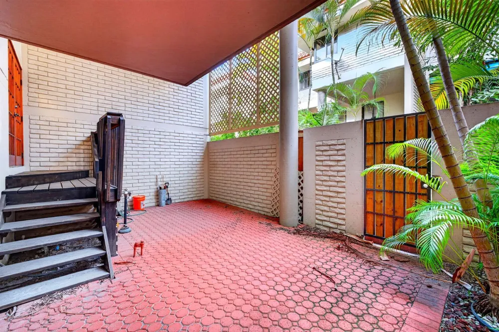 1401 NE 9th Street #20 Fort Lauderdale, FL 33304