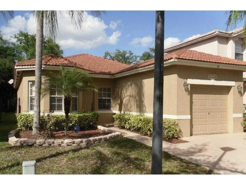 4925 EGRET COURT Coconut Creek, FL 33073