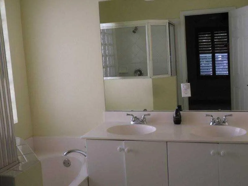4925 EGRET COURT Coconut Creek, FL 33073