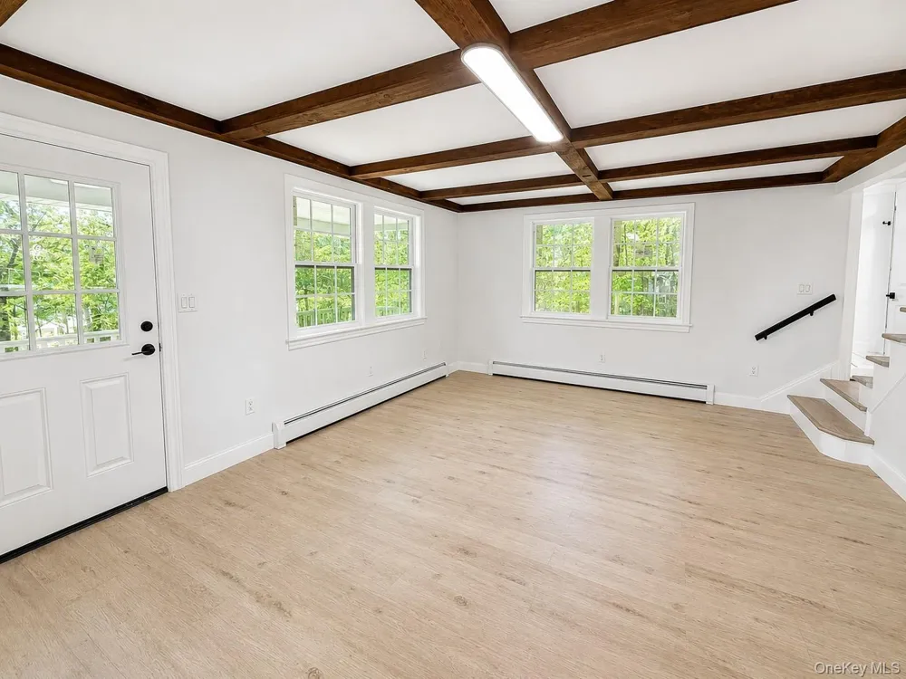 259 Yankee Lake Road Wurtsboro, NY 12790