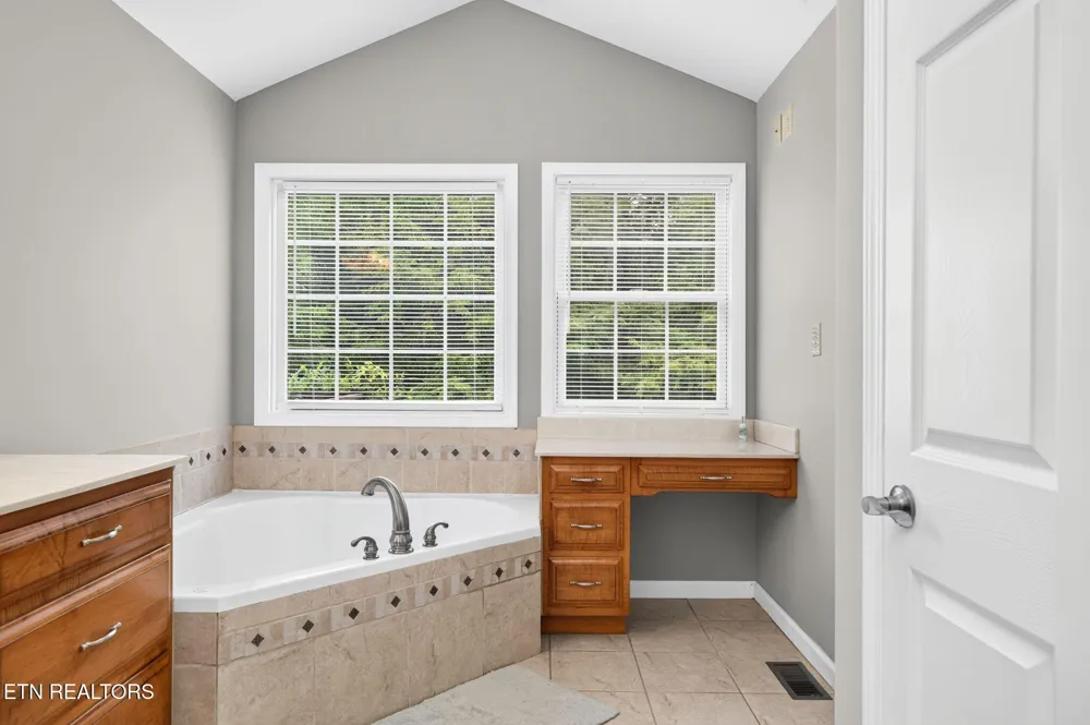 50 Ross Place Monterey, TN 38574