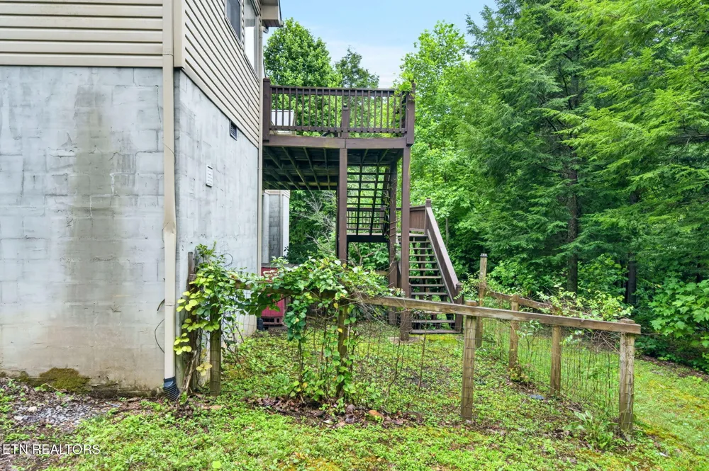 50 Ross Place Monterey, TN 38574
