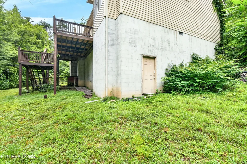 50 Ross Place Monterey, TN 38574