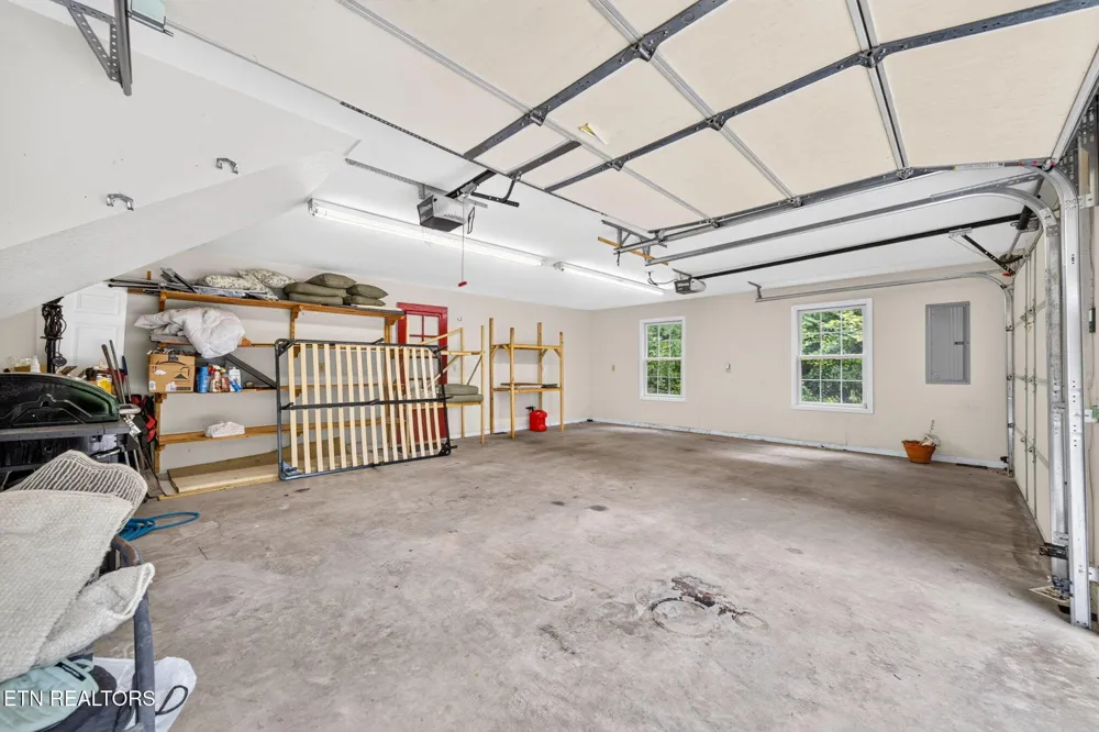 50 Ross Place Monterey, TN 38574