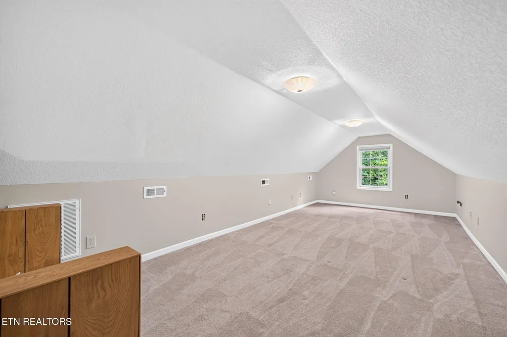 50 Ross Place Monterey, TN 38574