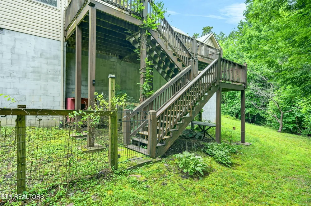 50 Ross Place Monterey, TN 38574