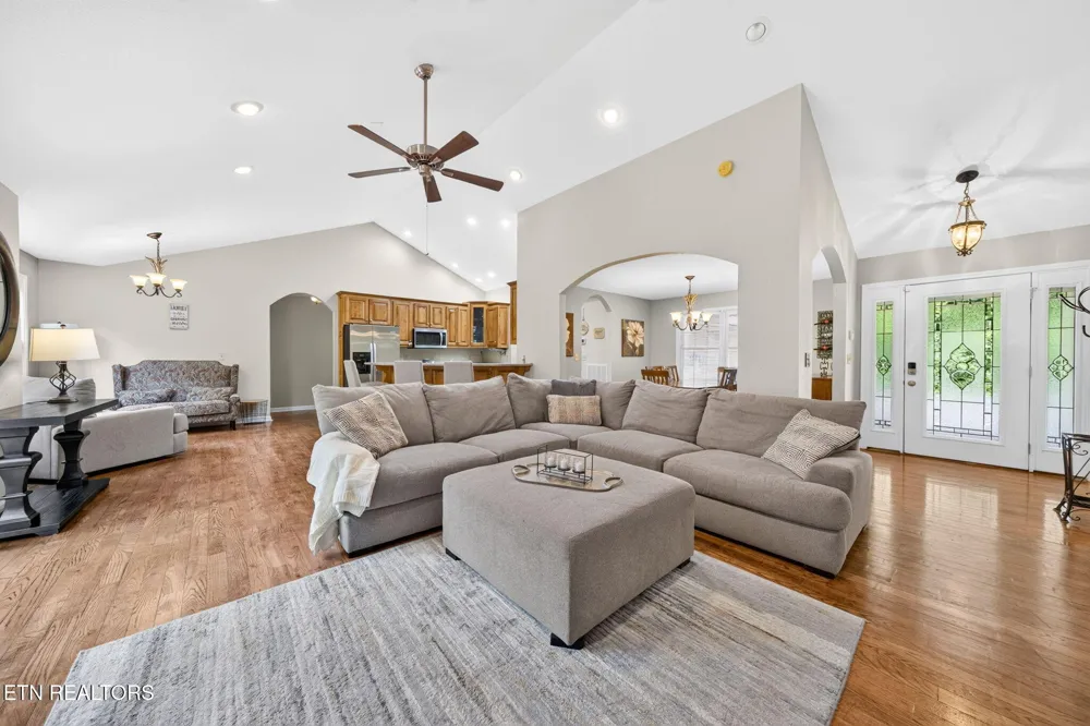 50 Ross Place Monterey, TN 38574