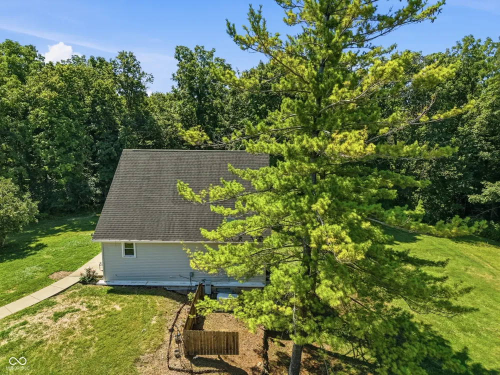 8271 W County Road 700 Middletown, IN 47356