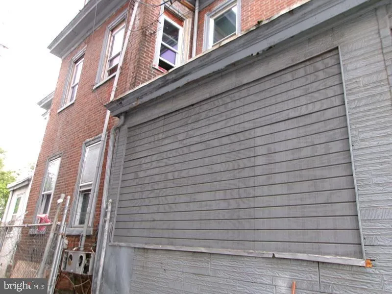 1208 W ROCKLAND STREET Philadelphia, PA 19141
