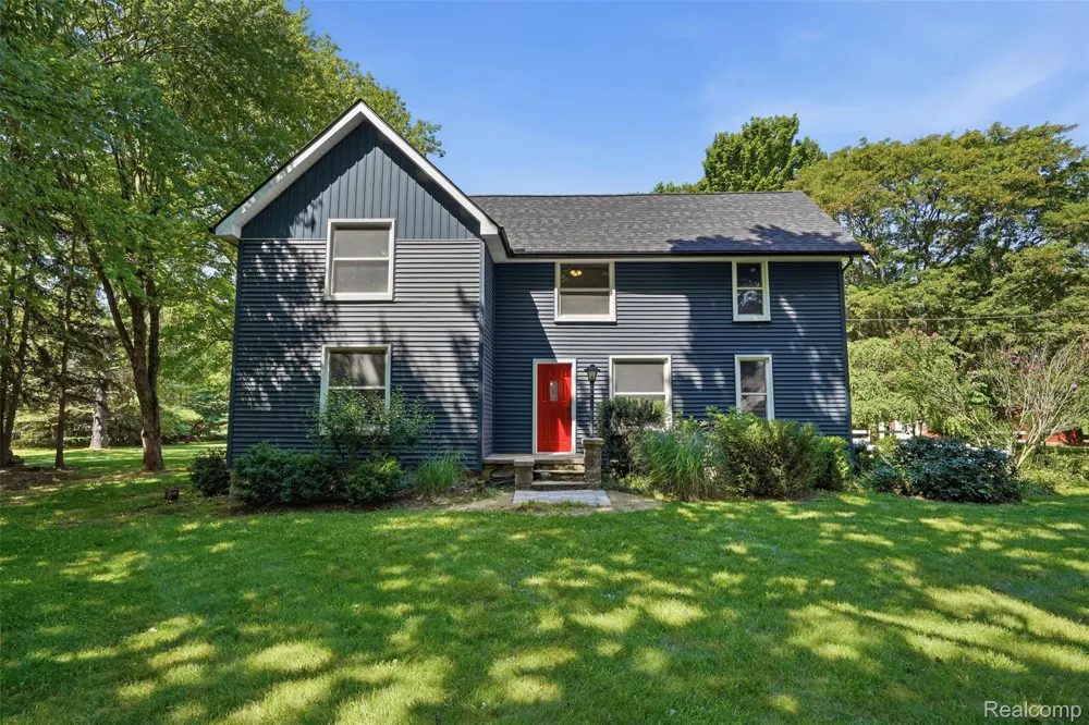 8880 Cedar Lake Road Putnam Township, MI 48169