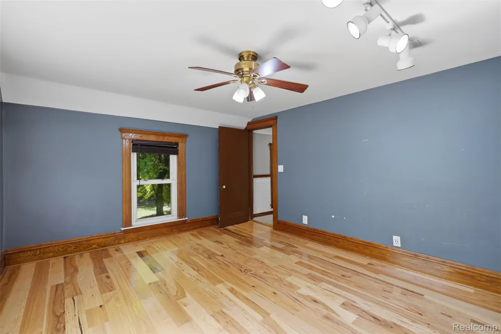 8880 Cedar Lake Road Putnam Township, MI 48169