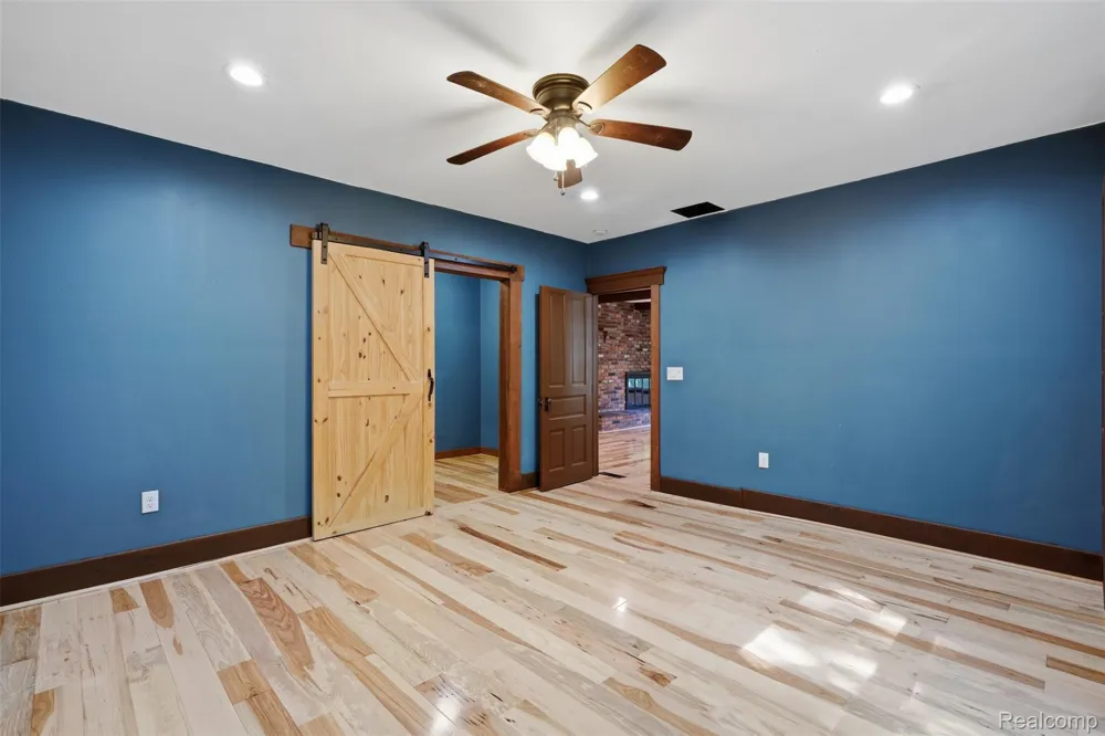 8880 Cedar Lake Road Putnam Township, MI 48169