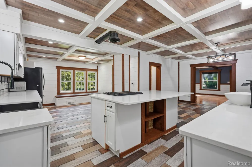 8880 Cedar Lake Road Putnam Township, MI 48169