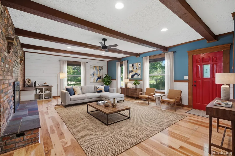 8880 Cedar Lake Road Putnam Township, MI 48169