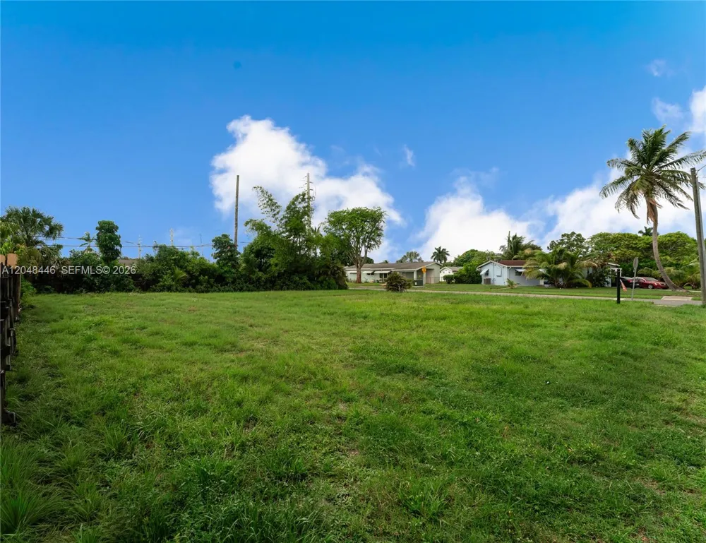 3644 SW 21st Street Fort Lauderdale, FL 33312